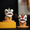 07cf0e8d-1a00-4fd4-8619-79b12d236a9b.jpeg.a.jpg The new Chinese trendy resin tea pet of waking lion, Forbidden City fortune-telling tea tray ornament, desktop and living room cultural and creative lion dance entrance decoration.
