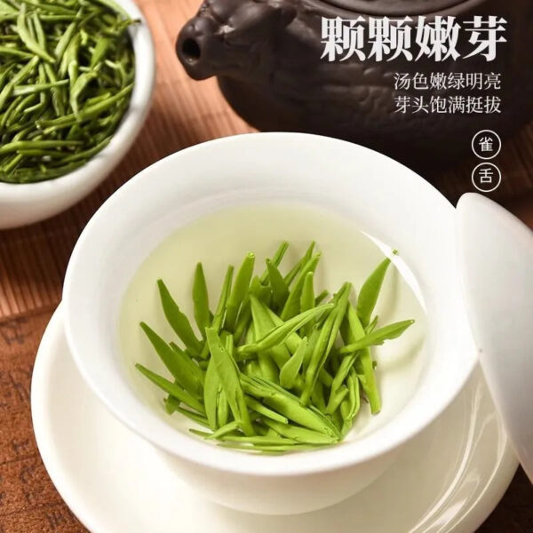 09eb7358-b084-47a2-8396-69d4ab62c1a7.jpeg.a.jpg Finest-grade Que She Green Tea of 2025 New Season, Picked Before Qingming Festival, from High-altitude Mountains. It's a tea with tender buds, comes in an affordable yet high-end gift box.