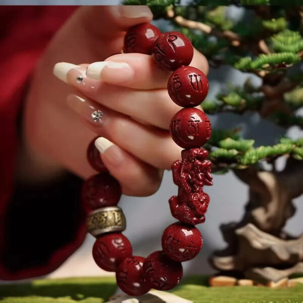 Cinnabar Pixiu Bracelet, a Protection Amulet for the Year of the Snake. This is an ideal high - end gift for relatives and friends, symbolizing peace and good fortune.