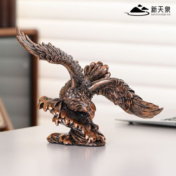 4f908455-1a9a-4640-8af9-0d253bc4c28e.jpg Grand Ambition Eagle Ornament - High-End Decoration for Office, Study, or Tea Table. Ideal Gift for Grand Openings and Housewarmings.
