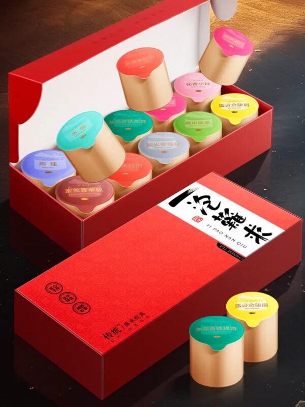 5c8e1c6c-52b8-44ee-99a5-8632f966a096.jpg Tasting Set of Ten Famous Teas, Small Zhong (Zhengshan) Congou, Tieguanyin, Green Tea, Narcissus Tea, Da Hong Pao, Fengqing Dianhong, Small Cans, Loose Leaf, Self-Drinking Tea