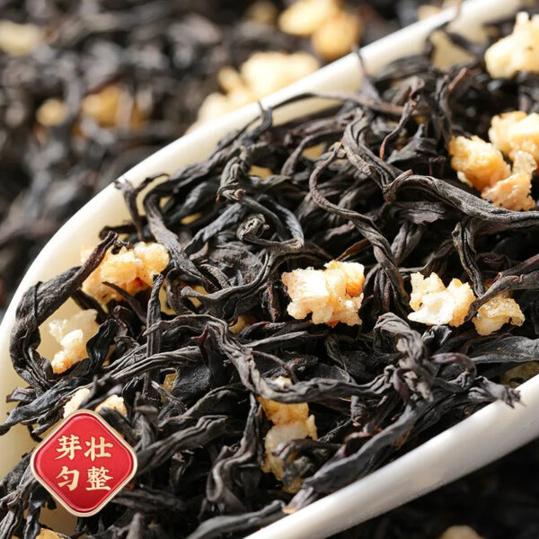 Jieying Lychee Black Tea with the Fragrance of Osmanthus and Wuyi Mountain Lapsang Souchong Black Tea in a Strong Aroma Type.